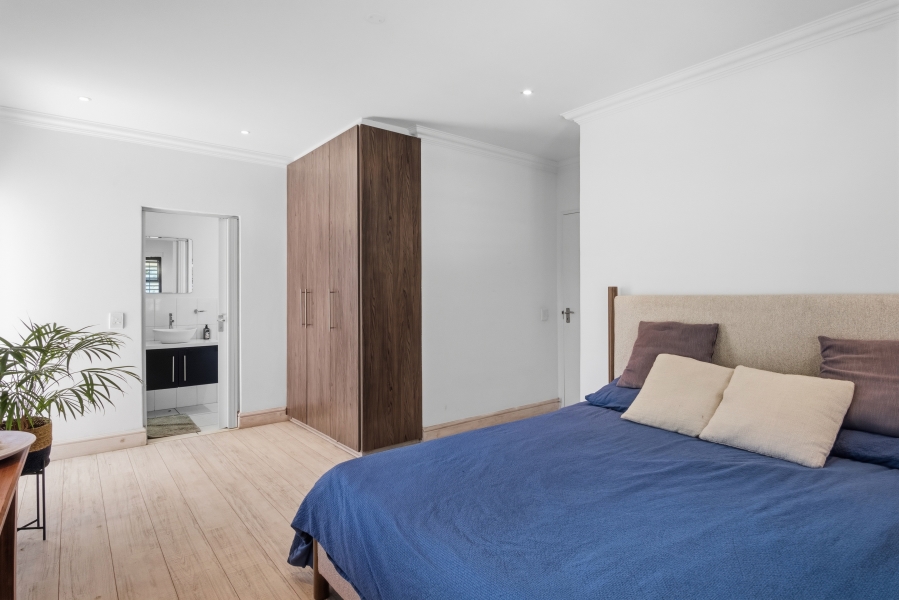 4 Bedroom Property for Sale in Tokai Western Cape